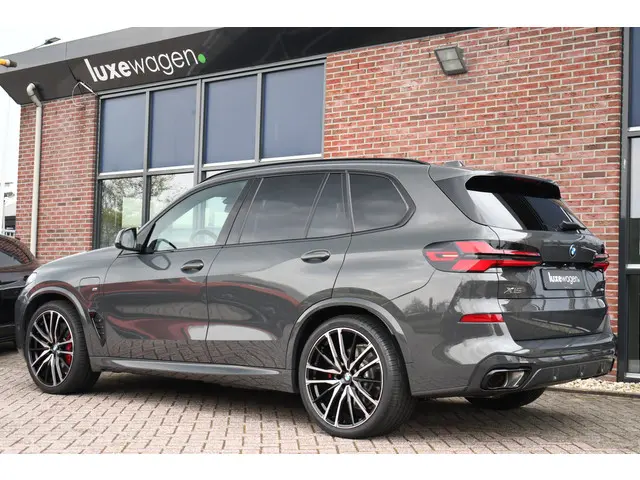 BMW X5 xDrive50e M-Sport Pro 2024 Hybride Benzine 6