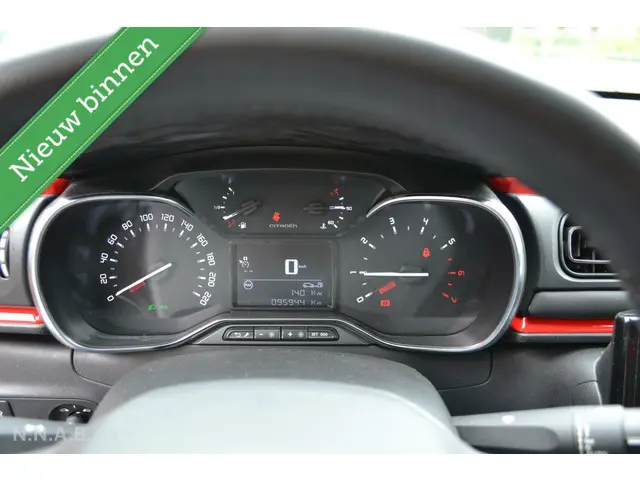 Citroën C3 PT S&S Shine 2018 Benzine 11