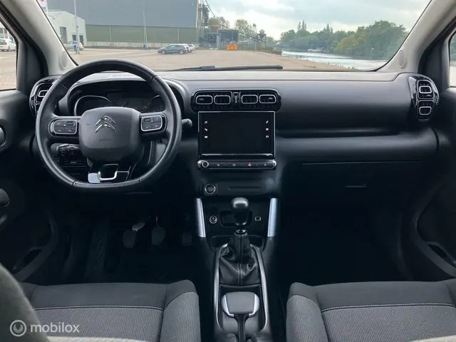Citroën C3 Aircross 1.2 PureTech S&S Shine 2019 Benzine 12