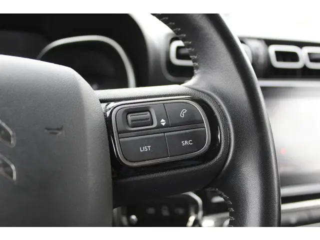 Citroën C3 Aircross 1.5 BlueHDi S&S Shine 2020 Diesel 21