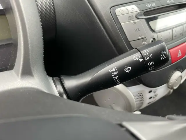 Peugeot 107 1.0 Active 2013 Benzine 14