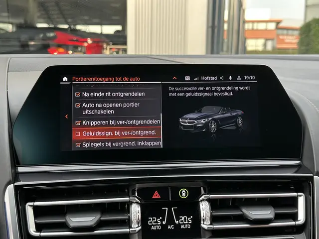 BMW 8 Serie 840i xDrive High Executive 2021 Benzine 79