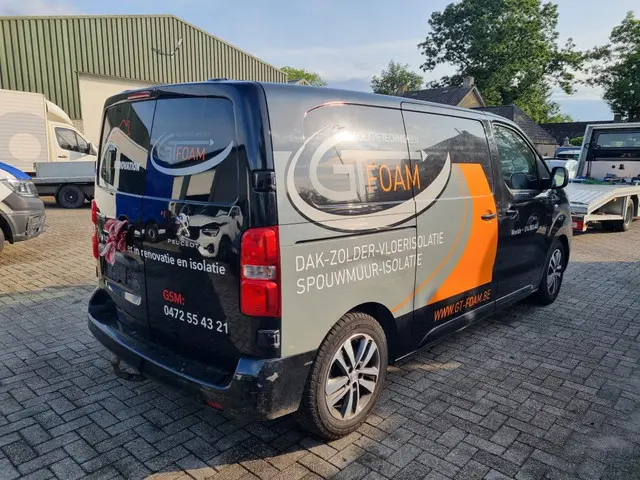 Peugeot Expert 2.0 HDI Aut. 130KW Navi Camera 2018 Diesel 2