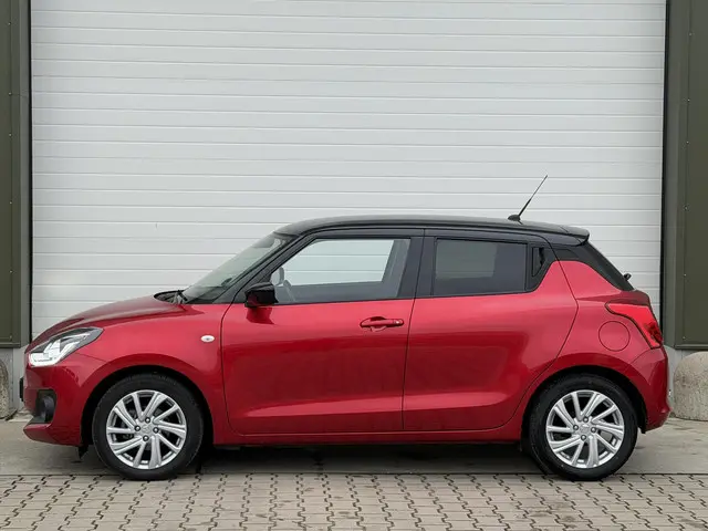 Suzuki Swift 1.2 Select Smart Hybrid 2022 Benzine 10