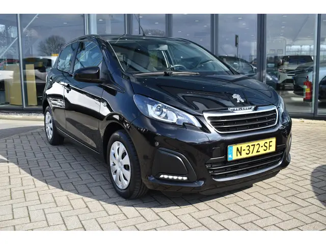Peugeot 108 1.0 e-VTi Active 2021 Benzine 10