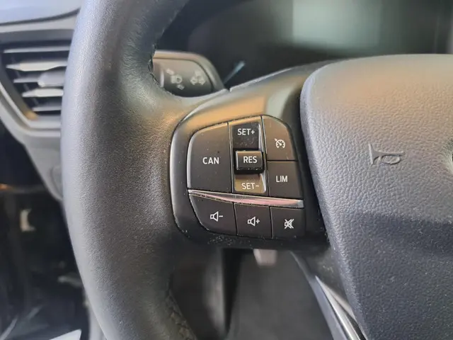 Ford Focus 1.0 EcoBoost Titanium Business 2018 Benzine 12