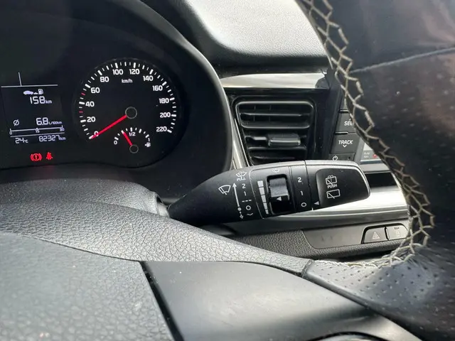 Kia Stonic 1.0 T-GDi Sports Edition 2020 Benzine 37