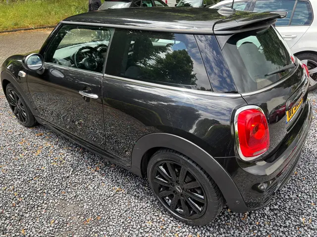 MINI Cooper Mini 1.5 JCW PAKKET 2016 Benzine 4