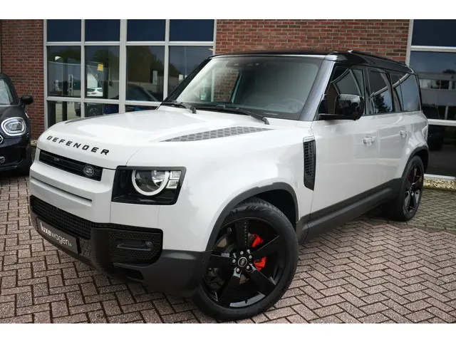 Land Rover Defender 110 3.0 D250 2023 Diesel 84