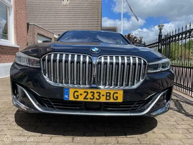 BMW 7 Serie 745e 2019 Hybride Benzine 11