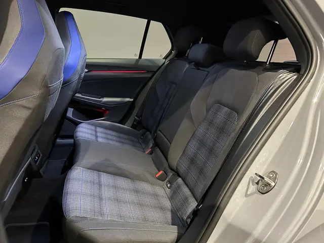 Volkswagen Golf 1.4 eHybrid GTE 2023 Hybride Benzine 8