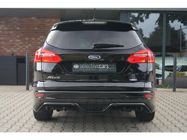 Ford Focus Wagon 1.0 St-line 2018 Benzine 21