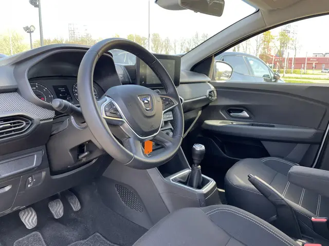 Dacia Sandero 1.0 TCe 90 Expression 2023 Benzine 7