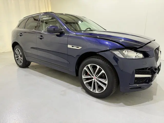 Jaguar F-PACE 2.0d Turbo Portfolio AWD Aut. 2017 Diesel 27