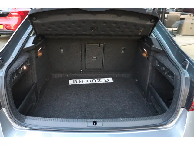 Škoda Superb 1.6 TDI AMBITION BUSINESS 2018 Diesel 16