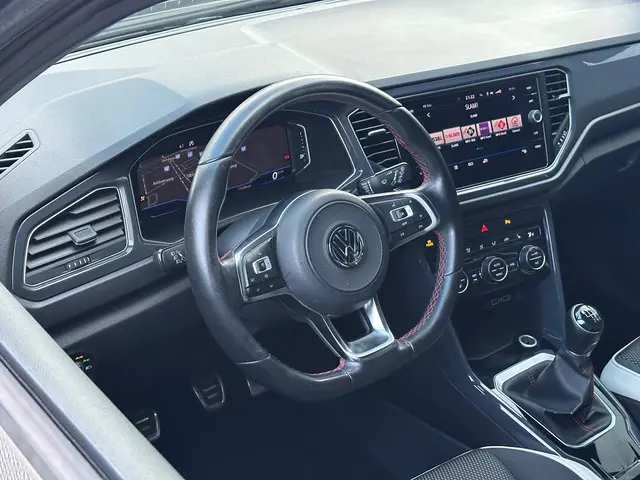 Volkswagen T-Roc 1.5 TSI Sport 2019 Benzine 12