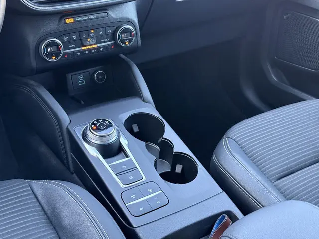 Ford Kuga 2.5 PHEV Titanium X 2020 Hybride Benzine 29