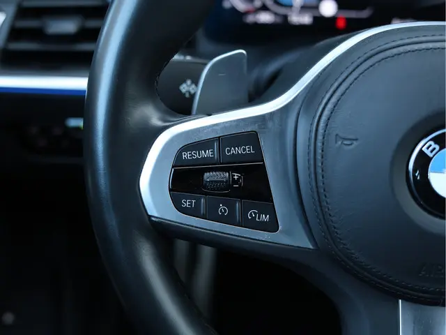 BMW 3 Serie 330e M Sport 2021 Hybride Benzine 30