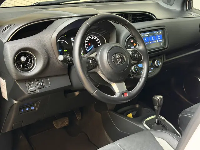 Toyota Yaris 1.5 Hybrid GR-Sport 2020 Hybride Benzine 7