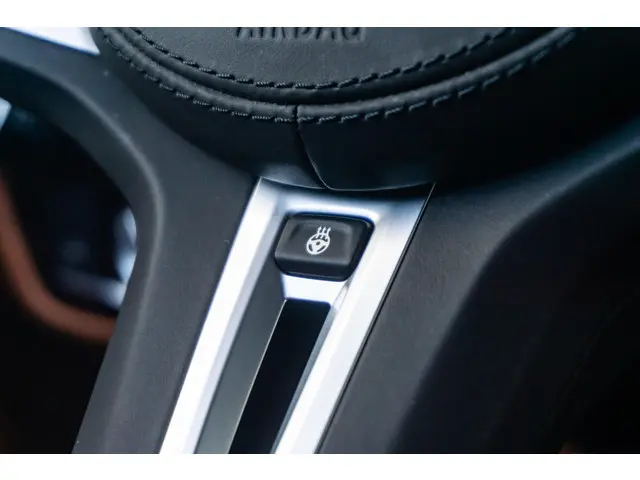 BMW M5 5 Serie Competition 2020 Benzine 36