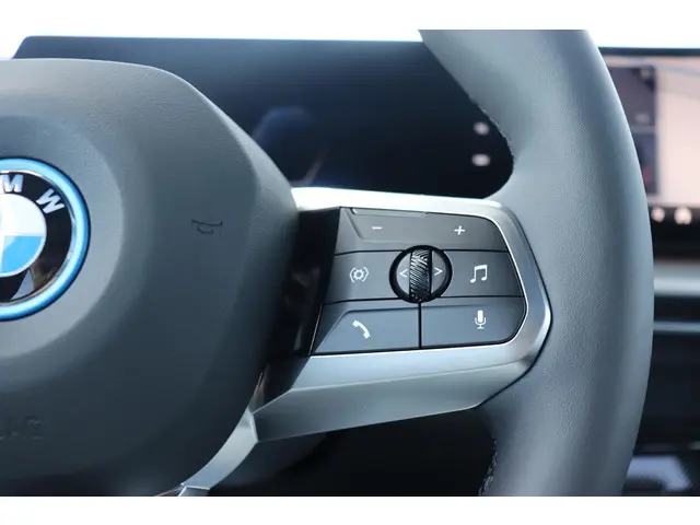 BMW iX1 eDrive20 67 kWh 2025 Elektrisch 19
