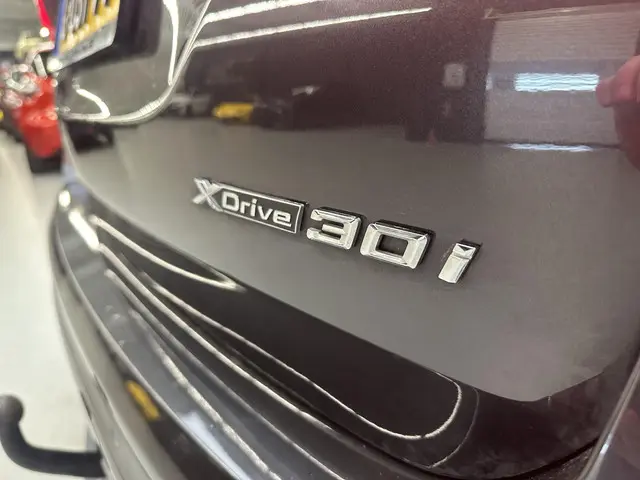 BMW X3 xDrive30i High Executive 2018 Benzine 36