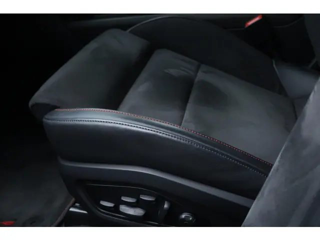 Porsche Taycan Sport Turismo GTS 93 kWh 2022 Elektrisch 9