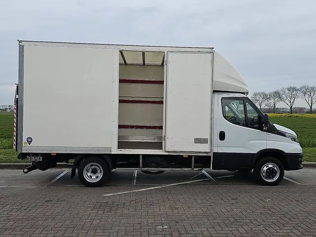 Iveco Daily 35C16 2023 Diesel 13