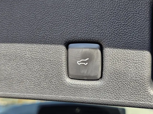 Ford Kuga 2.5 PHEV Titanium X 2023 Hybride Benzine 12