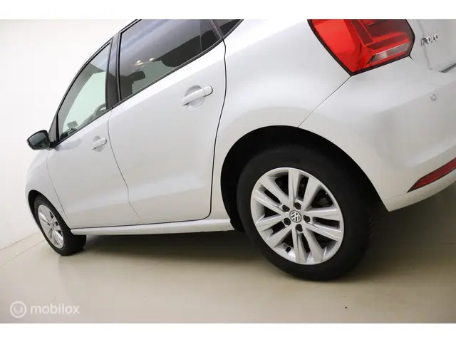 Volkswagen Polo 1.2 TSI Comfortline 2017 Benzine 14