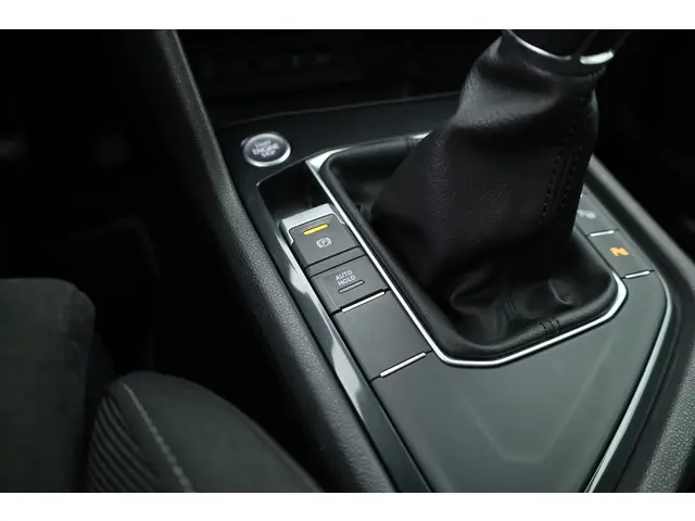 Volkswagen Tiguan 1.5 TSI Life Business 2020 Benzine 27