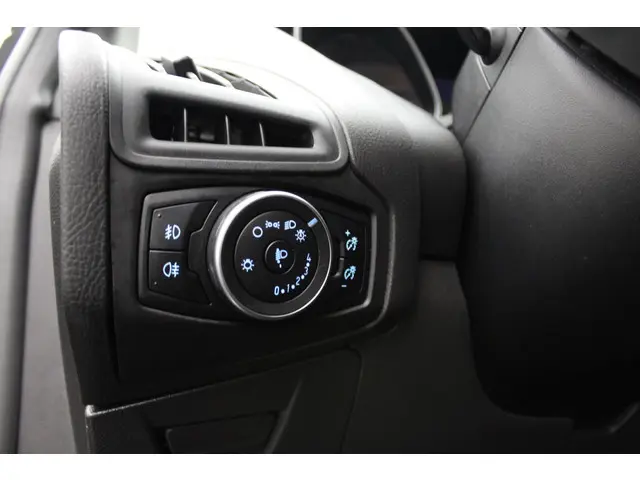 Ford Focus 1.0 ST-Line 2017 Benzine 19