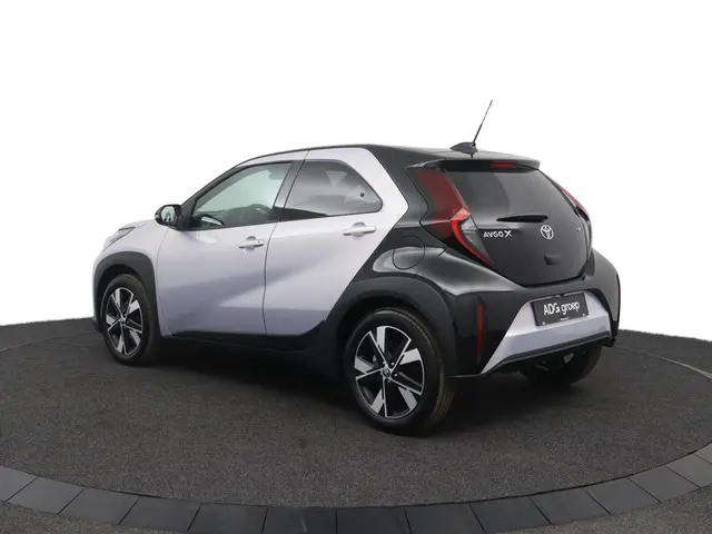 Toyota Aygo X Hybrid 115 pulse 2026 Hybride Benzine 12