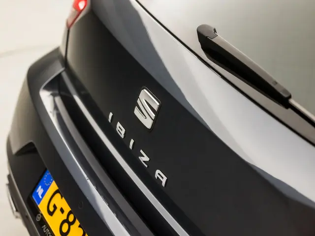 SEAT Ibiza 1.0 TSI FR Business Intense 2020 Benzine 32