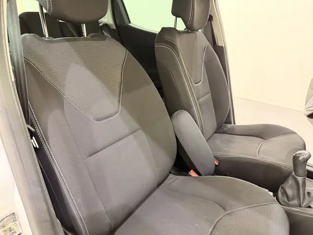 Renault Clio HB 0.9 TCe 90 Night&Day 2015 Benzine 30