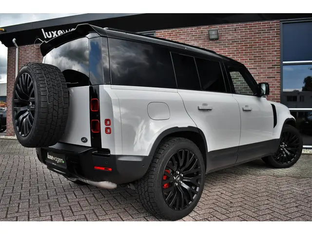Land Rover Defender 110 3.0 D250 2023 Diesel 86