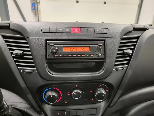 Iveco Daily 35S14N CNG Pick-up Kipper 2016 CNG 12