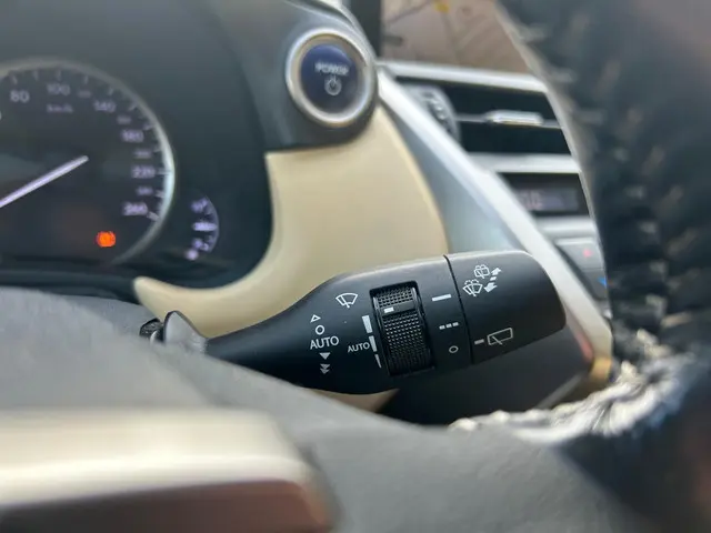 Lexus NX 300h AWD Luxury Line 2016 Hybride Benzine 14