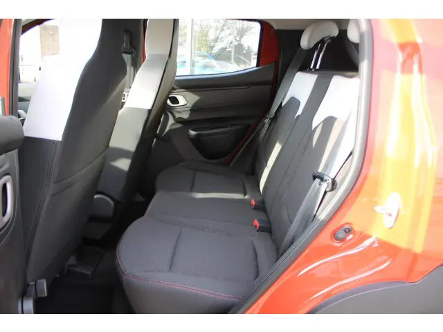 Dacia Spring Expression 65 26.8 kWh 2025 Elektrisch 18