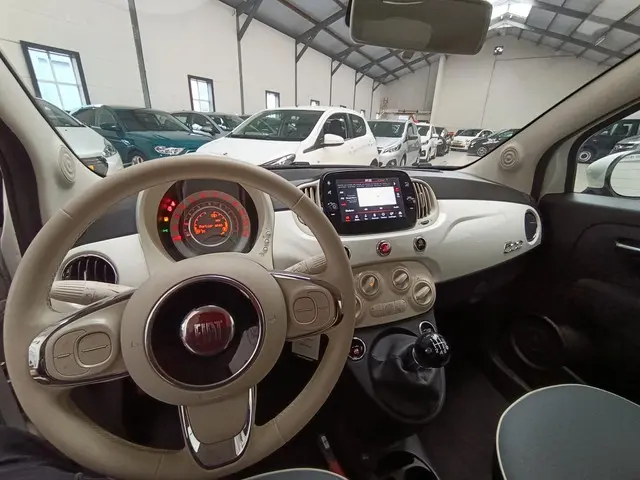 Fiat 500 1.0 Hybrid Lounge 2020 Benzine 13
