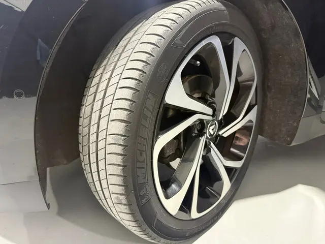 Renault Grand Scénic 1.3 TCe Bose 7p. 2019 Benzine 27