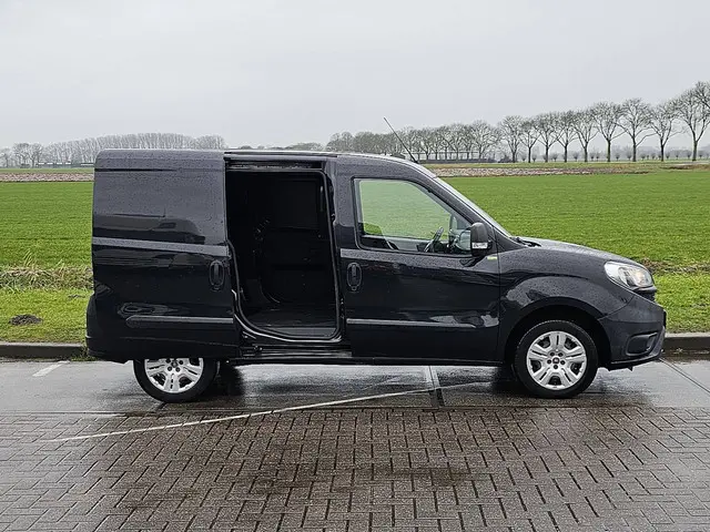 Fiat Doblò FIAT 1.3 2016 Diesel 12