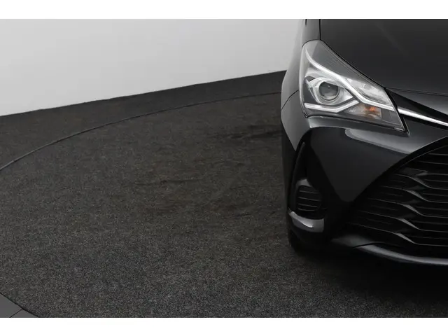 Toyota Yaris 1.5 VVT-i Active 2020 Benzine 35