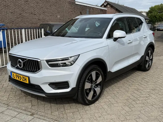 Volvo XC40 1.5 T3 163 pk Geartronic 2019 Benzine 2