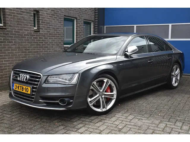 Audi A8 4.0 TFSI S8 quattro Pro Line+ 2013 Benzine
