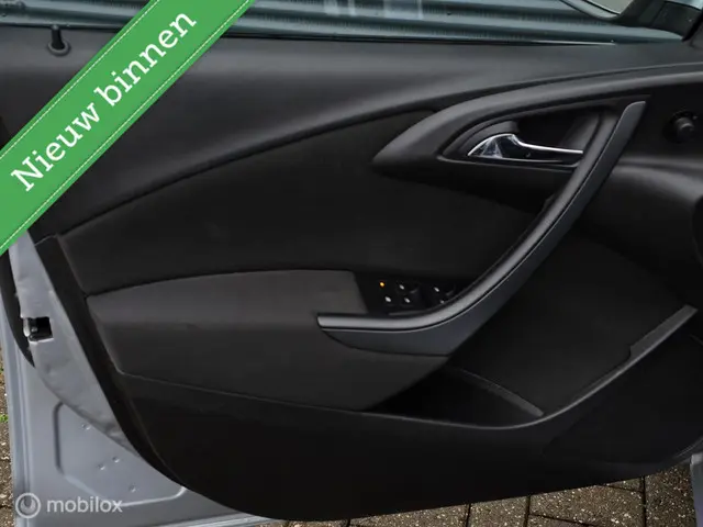 Opel Astra Sports Tourer 1.4 Turbo Edition 2015 Benzine 22