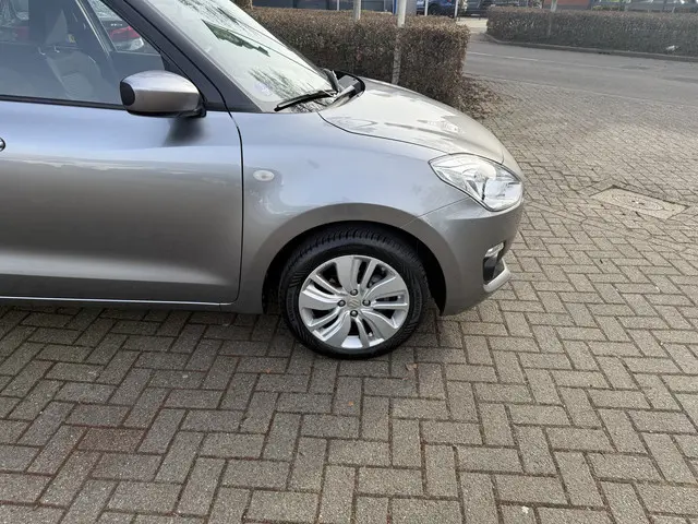 Suzuki Swift 1.2 Automaat Navi Camera 2019 Benzine 7