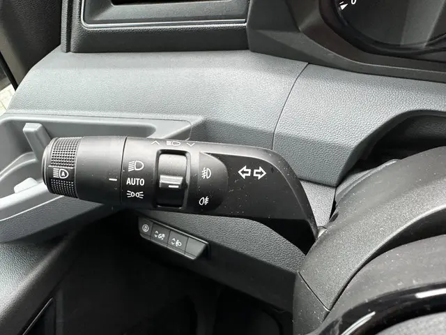 Renault Master T35 2.0 dCi 130 L2H2 Advance 2024 Diesel 32