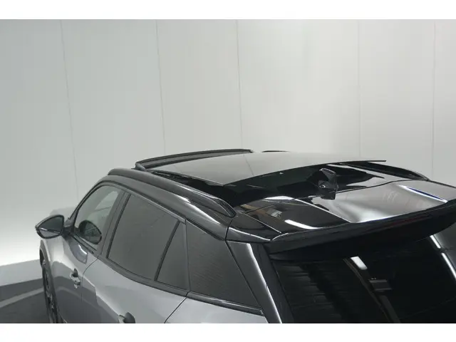 Peugeot 2008 Hybrid 136 e-DSC6 GT 2024 Hybride Benzine 23