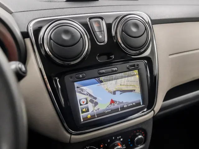 Dacia Lodgy 1.2 TCe Lauréate Sport 2013 Benzine 8